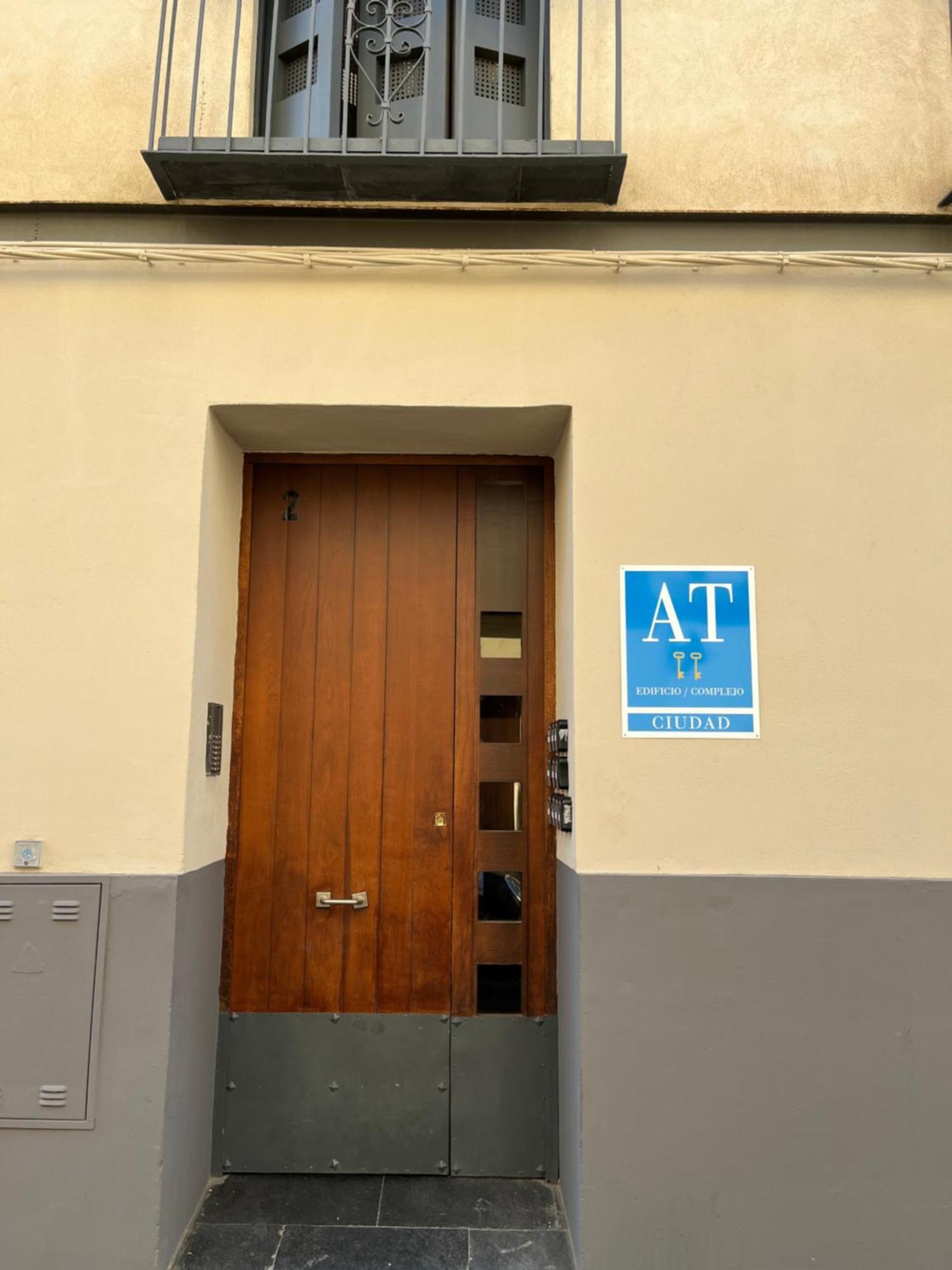 Center Sevilla Confort 4 Εξωτερικό φωτογραφία
